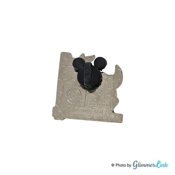 Disney The Lion King PUMBAA Collectible Trading Pin - Picture 4 of 5